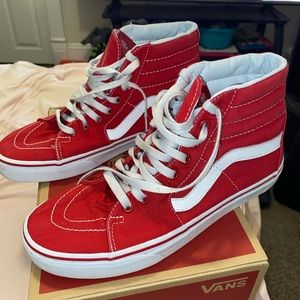Sk8-Hi Vans